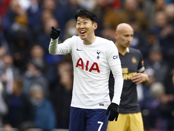 손흥민(30)과 해리 케인(29)에 이어 '막내' 데얀 쿨루셉스키(22)가 영국 매체가 선정한 잉글랜드 프리미어리그(EPL) 공격수 랭킹 톱10에 선정됐다. 사진은 손흥민이 지난 4일 뉴캐슬과의 경기에 출전한 모습. /사진=로이터 