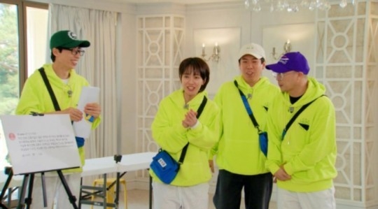 유재석이 지난 24일 SBS 예능 프로그램 '런닝맨'에서 사회관계망서비스(SNS)와 메신저에 대한 생각을 밝혔다. /사진=SBS 제공