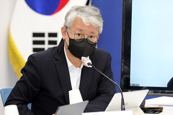 조응천 더불어민주당 의원이 28일 한동훈 법무부 장관 후보자의 '검수완박 저지' 발언을 비판했다. 사진은 지난달 16일 광주 서구 더불어민주당 광주시당 대회의실에서 발언하는 조 의원. /사진=뉴스1