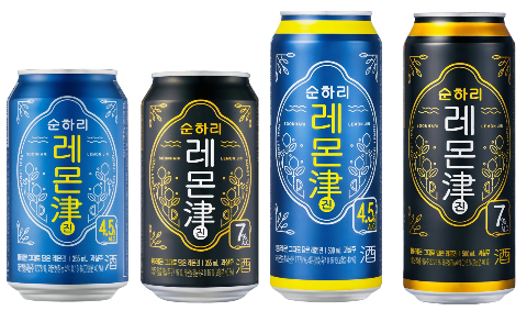 롯데칠성음료가 상큼한 과일탄산주 순하리 레몬진의 라인업을 확대해 새로운 제품을 선보인다. /사진=롯데칠성음료
