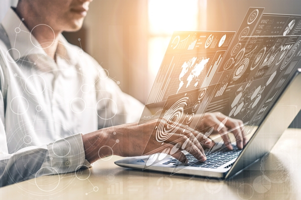 3년 전 정부가 차단했던 일부 불법정보 유통 사이트의 접속이 재개됐다는 소식이 전해진다. 일각에선 윤석열 대통령이 후보자 시절부터 https 차단 해제를 요청했던 사례를 거론하며 '새 정부의 인터넷 규제 완화'의 일환이라는 추측이 퍼진다. 사진은 기사 내용과 무관. /사진=이미지투데이