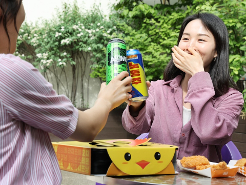 치킨 한 마리 2만원 시대에 편의점표 가성비 치킨이 인기를 끌고 있다. /사진=CU