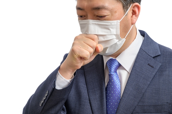 나이가 들면서 근육과 근력이 함께 줄어드는 근감소증은 노년기 삶의 질을 악화시키는 요인으로 알려져 있다. 문제는 근감소증이 노인 천식 환자의 폐기능에도 영향을 미친다는 것이다. /사진=이미지투데이