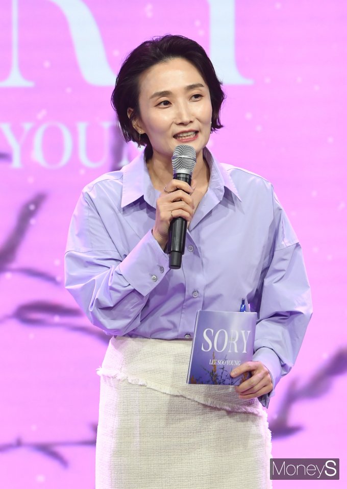 [머니S포토] 박경림 '절친 이수영을 소개합니다'