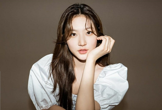 배우 김새론이 운행하던 차종이 재조명되고 있다. /사진=김새론 인스타그램