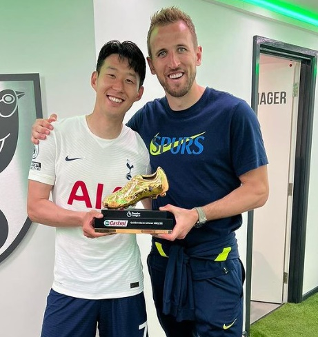 해리 케인이 23일 인스타그램에 손흥민의 EPL 득점왕을 축하하는 메시지를 전하며 손흥민과 같이 찍은 사진을 올렸다. /사진=해리 케인 인스타그램