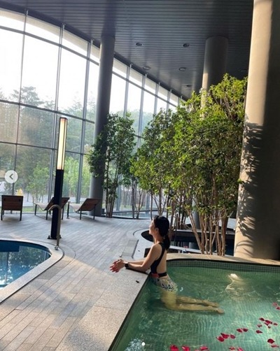 박은영 아나운서가 탄탄한 수영복 몸매를 자랑했다. /사진=박은영 인스타그램