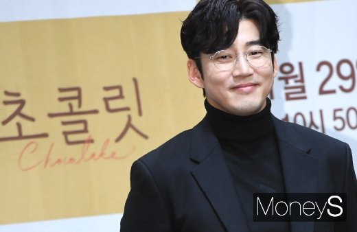 배우 윤계상(44)이 뷰티 브랜드 논픽션 차혜영 대표와 뒤늦은 결혼식을 올린다. /사진=장동규 기자