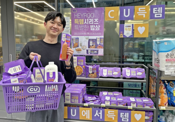 편의점  CU가 득템 시리즈 10번째 상품으로 다양한 용량의 롤티슈, 갑티슈로 구성된 티슈득템을 선보였다. (CU제공)