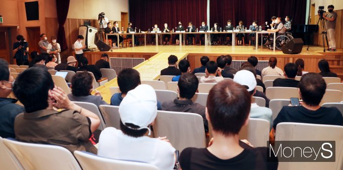 [머니S포토] 민주당, 발달·중증 장애인 권익 보장 간담회