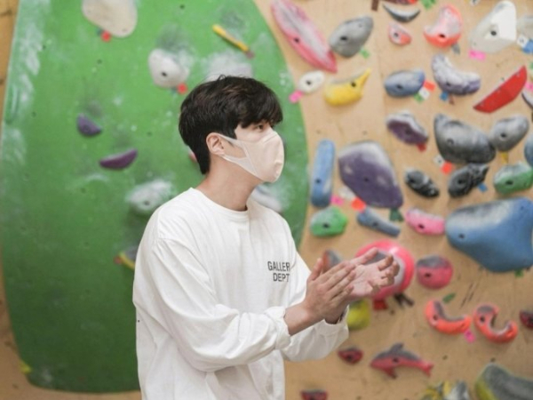 배우 김선호가 깜짝 근황을 공개했다. /사진=김선호 공식 인스타그램