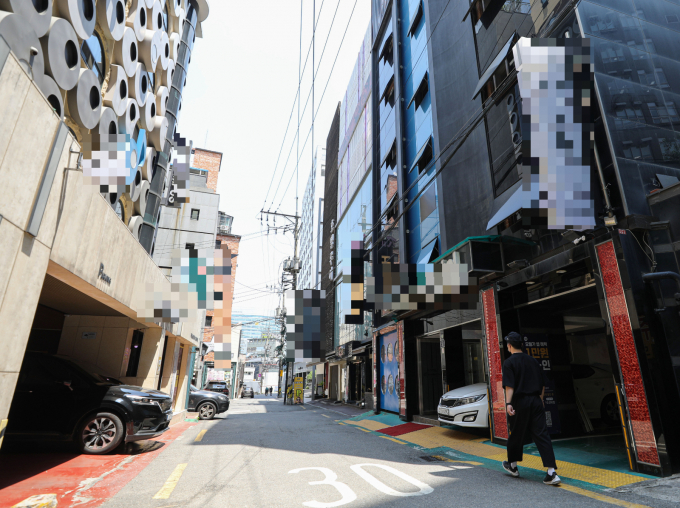 29일 법원에 따르면 투숙객의 대화와 내밀한 사생활을 몰래 녹음한 모텔 사장이 징역 1년을 선고받았다. 사진은 기사 내용과 무관. /사진=뉴시스