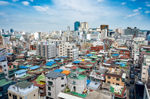  한국부동산원이 조사한 5월 전세가율은 ▲전남 광양(85.0%) ▲청주 서원구(84.3%) ▲경기 여주(84.2%) ▲충남 당진(83.5%) ▲전남 목포(83.4%) ▲경북 포항(82.9%) 순이다. /사진=이미지투데이 