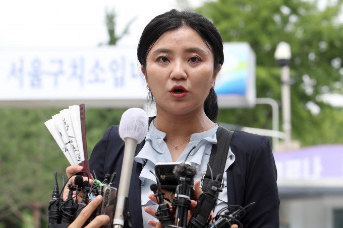 이준석 국민의힘 대표에게 성접대를 했다고 주장하는 김성진 아이카이스트 대표 측이 이 대표에게 대가성으로 받은 '박근혜 시계'로 추정되는 시계를 보관 중이라고 밝혔다. /사진=뉴시스