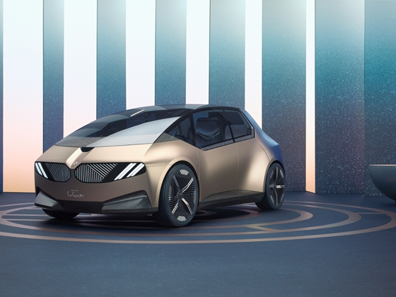 BMW i 비전 서큘러가 미래사회에 유용한 승용차로서 인정받았다. /사진=BMW코리아