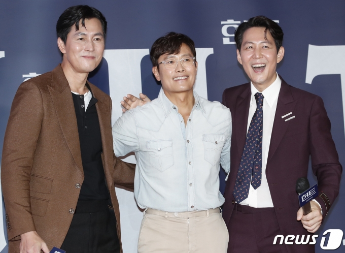 [사진] 정우성·이정재 응원 온 '월드스타' 이병헌