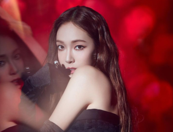 그룹 소녀시대 출신 제시카가 중국에서 재데뷔에 성공했지만 굴욕을 겪어 이목이 집중된다. /사진=제시카 인스타그램