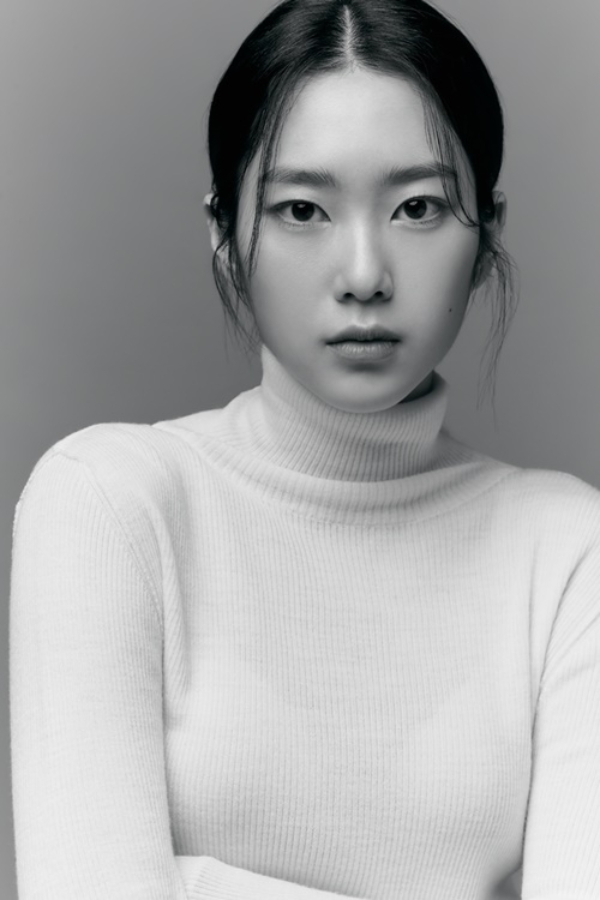 걸그룹 오마이걸 출신 지호가 배우로 활동 2막을 연다. /사진=피앤드스튜디오