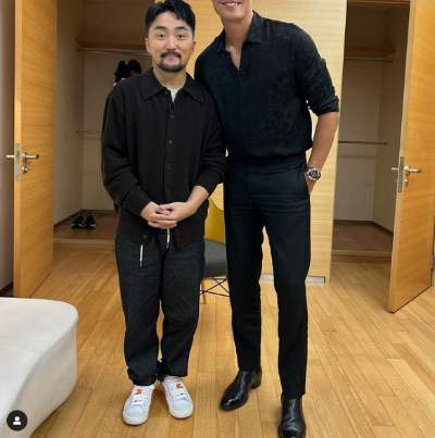 유병재가 배우 다니엘 헤니와의 우스꽝스러운 사진을 공개해 팬들에게 웃음을 선사했다. /사진=유병재 인스타그램