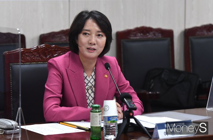 [머니S포토] 이영 