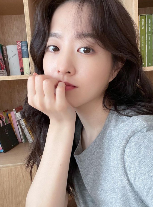 배우 박보영이 명절 추석을 맞아 자신의 SNS에- 추석 인사를 전했다. /사진=박보영 SNS