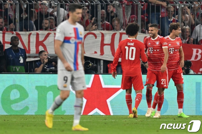 로베르트 레반도프스키가 속한 바르셀로나를 2-0으로 제압한 바이에른 뮌헨. ⓒ AFP=뉴스1