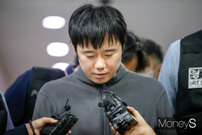 [머니S포토] '스토킹 살인' 전주환 