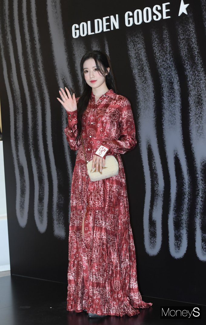 [머니S포토] (여자)아이들 슈화 '이 미모, 실화야'