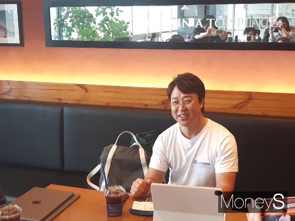  박재현 람다256 대표는 22일 부산항국제전시컨벤션센터(BPEX)에서 진행된 '업비트개발자콘퍼런스(UDC) 2022'에서 기자간담회를 열고 향후 자사의 웹3 관련 청사진을 밝혔다. /사진=양진원 기자 