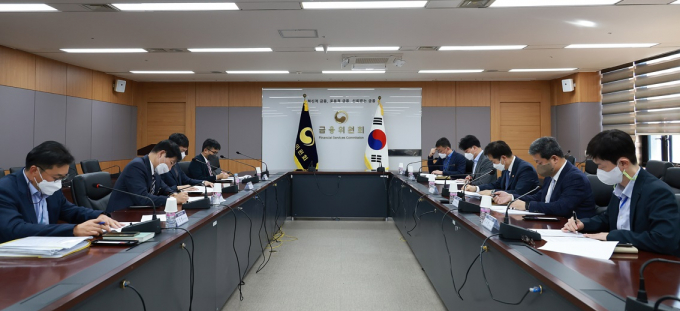 김주현 금융위원장이 지난 12일 오후 서울 종로구 정부서울청사에서 금융시장 합동점검회의를 주재하고 있다./사진=금융위원회