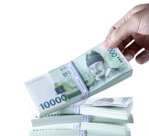 올해 종합부동산세 특별공제 혜택을 반영하기 위해 정부·여당이 추진한 '조세특례제한법 개정안'이 사실상 무산됐다. /사진=이미지투데이