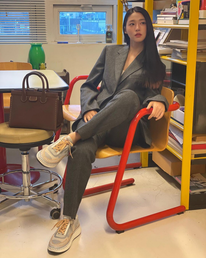사진=설현 인스타그램