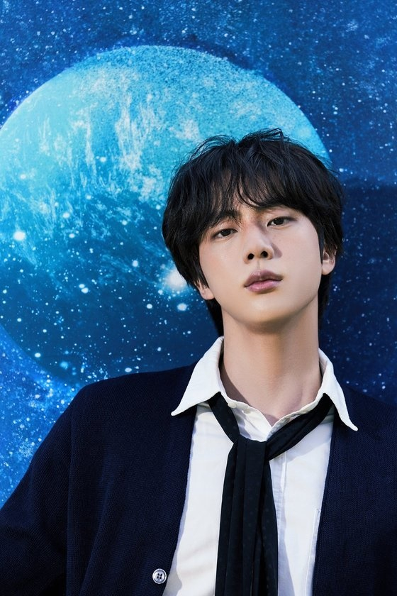 방탄소년단 진이 ‘디 아스트로넛’(The Astronaut)로 전 세계 팬들의 마음을 사로잡았다./사진=빅히트 엔터테인먼트