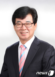 김성 전남 장흥군수/뉴스1