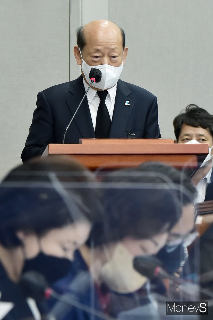[머니S포토] 송두환 