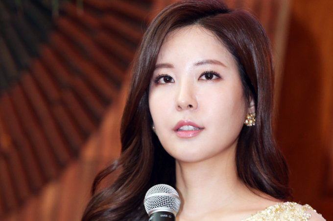  이현주 KBS 아나운서가 품절녀 대열에 합류한다. 사진은 지난 2015년 4월 서울 영등포구 여의도 KBS에서 열린 1TV '열린 음악회' 기자간담회에 참석한 이현주 아나운서. /사진=뉴스1