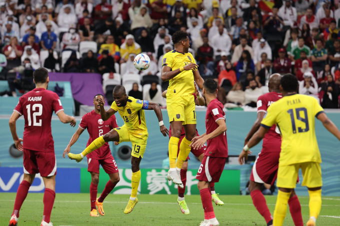 에콰도르가 카타르월드컵 개막전에서 홈팀 카타르를 2-0으로 물리쳤다. 사진은 에콰도르 에네르 발렌시아의 두 번째 골 모습. /사진= 뉴스1