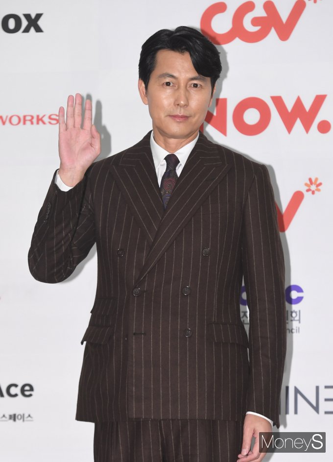 [머니S포토] 정우성 '얼굴에 묻은 잘생김'