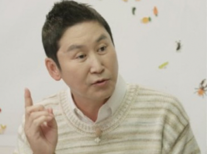  방송인 신동엽이 자신을 능가하는 장꾸력을 지닌 아들의 일화를 공개해 웃음을 유발할 예정이다. /사진='손 없는 날' 제공