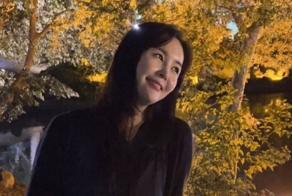 방송인 장영란이 남편인 한의사 한창의 병원 개업 후 마주하는 상황에서 부딪히는 사람들에게 상처를 받는 것에 힘든 심경을 털어놓았다. /사진=장영란 인스타그램