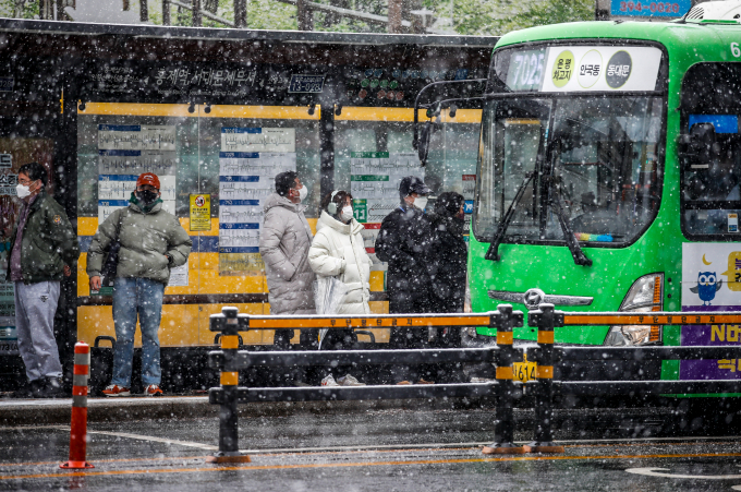  강남구 세곡동 한 아파트단지 앞 삼거리에서 교통사고가 발생해 12세 남자 초등학생이 사망했다. 사진은 기사내용과 무관한 이미지./사진=뉴시스