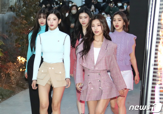 [사진] 있지, 빛나는 등장
