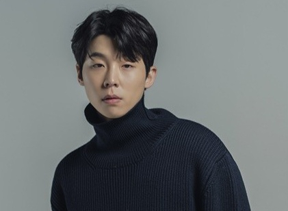 배우 송덕호가 병역 비리 논란에 휩싸이며 최근 촬영 중이던 드라마에서 하차했다. /사진=비스터스엔터테인먼트 제공