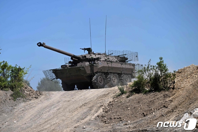 프랑스 경전차 AMX-10 RC 모습. 2022.06.12 ⓒ AFP=뉴스1 ⓒ News1 정윤미 기자