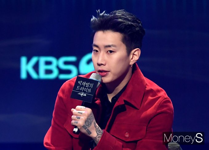 박재범이 MC를 맡는 심야 음악 프로그램이 5일 밤 베일을 벗는다. 가수 박재범이 지난달 17일 오후 서울 영등포구 여의도동 KBS 신관에서 열린 KBS 2TV '더 시즌즈-박재범의 드라이브' 제작발표회에서 인사말을 하고 있다./사진=머니S DB