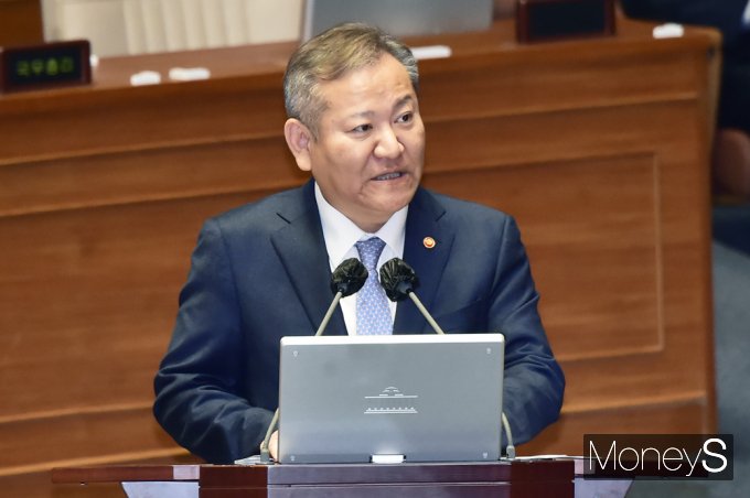 [머니S포토] 탄액소추안 이상민 