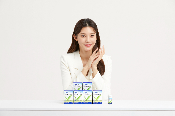메디포스트가 건강기능식품 모비타의 전속모델 배우 차예련과 동행을 이어간다. /사진=메디포스트
