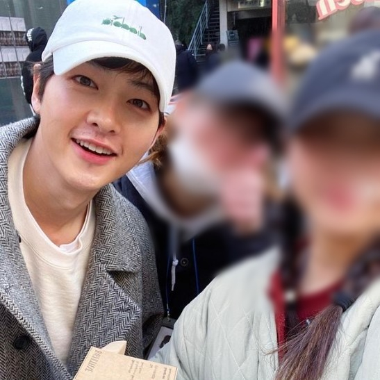 기상캐스터 출신 안혜경이 송중기의 근황을 전했다. /사진=안혜경 인스타그램