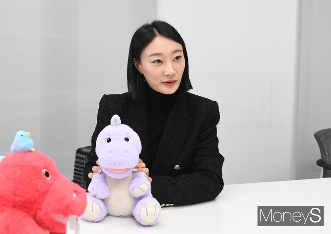 카티를 소개하는 안 대표. /사진=장동규 기자