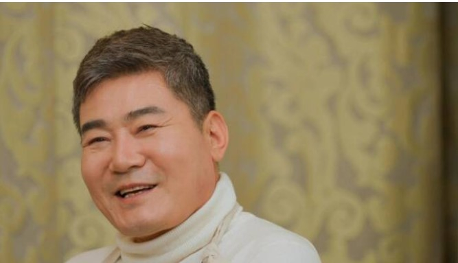 가수 진성이 부모님한테 버림받아 친척집을 전전하며 살았다고 고백했다. /사진=같이삽시다3 제공